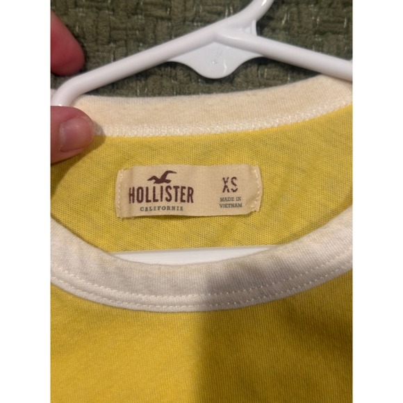 Hollister Womens Yellow Ringer T Shirt Flamingo Graphic Print Size XS - Picture 4 of 6
